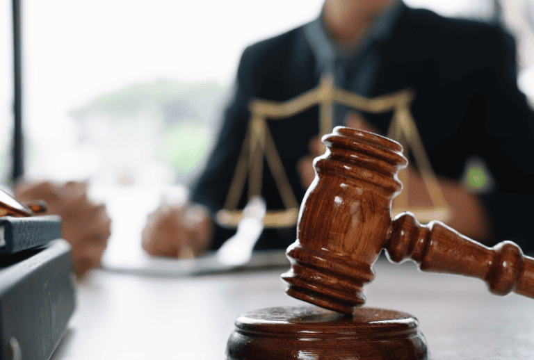 Forensic accountants as expert witness