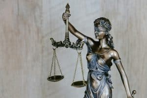 Lighthouse Consultants, financial experts for legal cases.