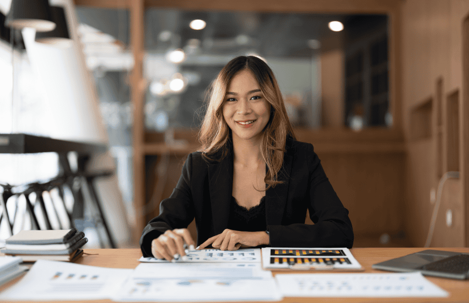 Forensic accountants and financial experts